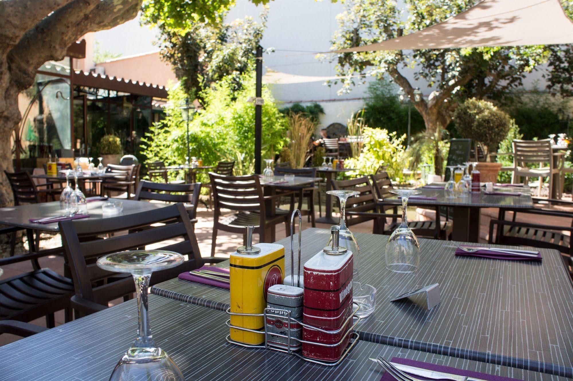 Hotel De France - Hotel De Charme En Provence Saint-Maximin-la-Sainte-Baume Luaran gambar